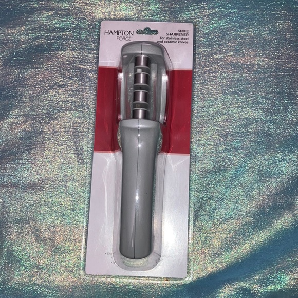 3/$15 Hampton Forge Gray Knife Sharpener - Picture 2 of 4